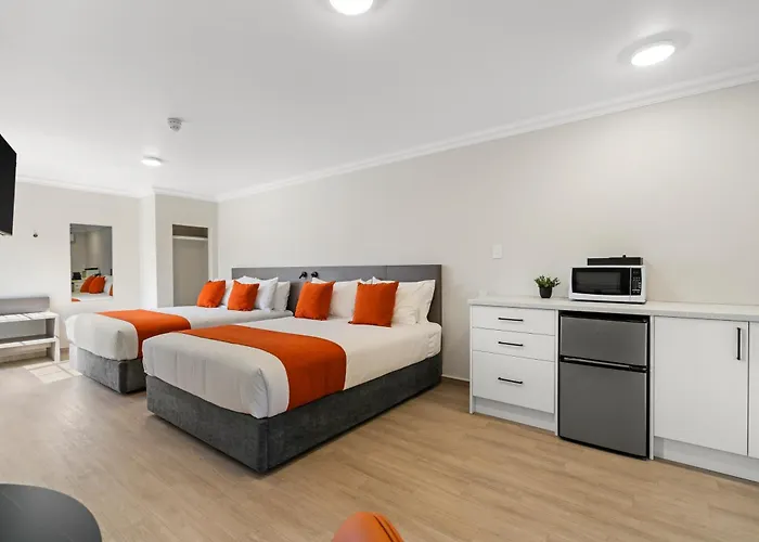 280 & 284 - Refurbished Modern