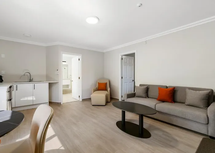 280 & 284 - Refurbished Modern