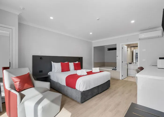 280 & 284 - Refurbished Modern