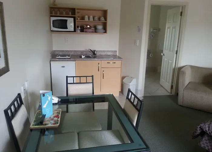280 & 284 - Refurbished Modern 5* Rotorua