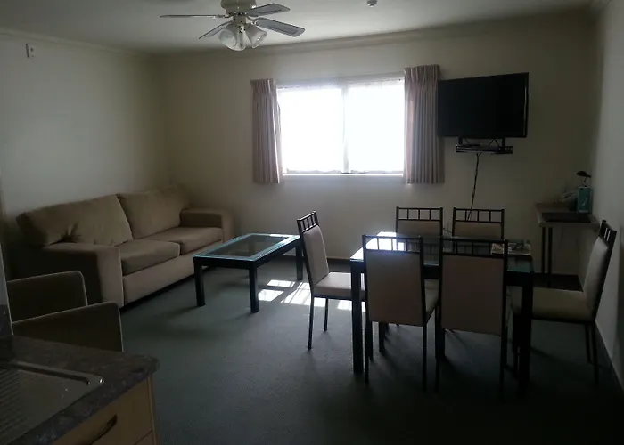 280 & 284 - Refurbished Modern Rotorua
