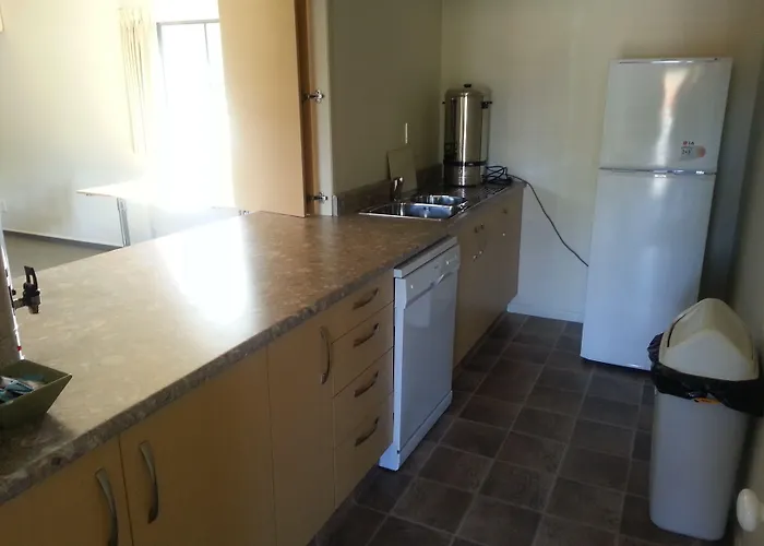 280 & 284 - Refurbished Modern Motel Rotorua
