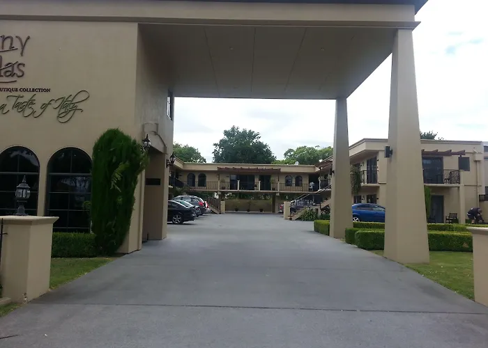 Motel 280 & 284 - Refurbished Modern