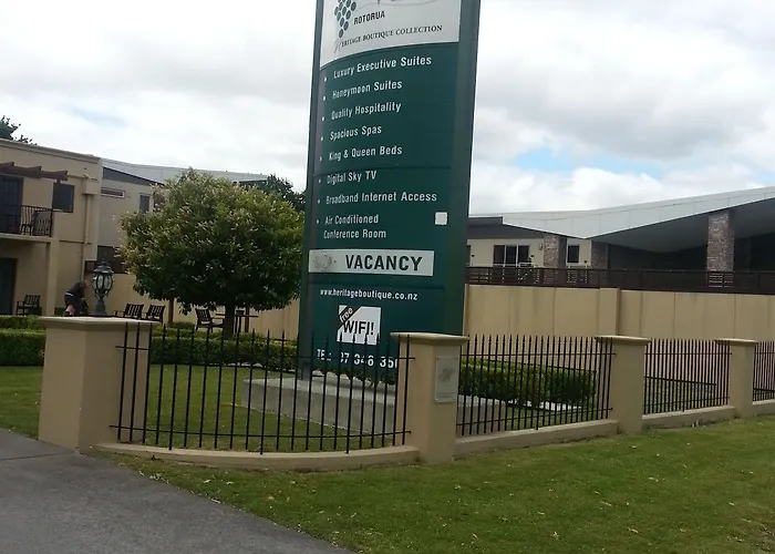 Motel 280 & 284 - Refurbished Modern 5*
