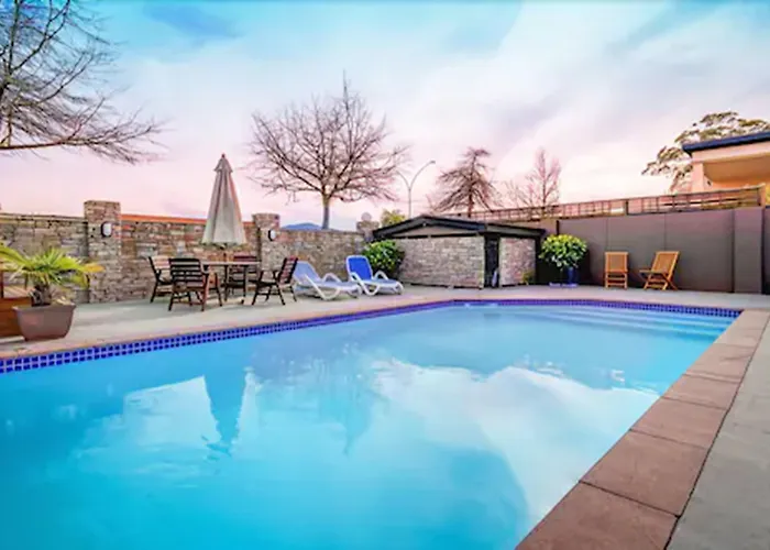 280 & 284 - Refurbished Modern 5* Rotorua