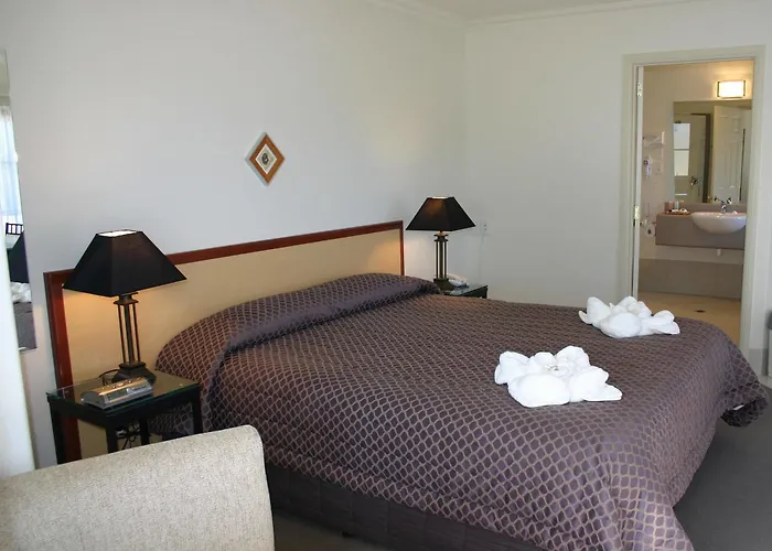 280 & 284 - Refurbished Modern Rotorua